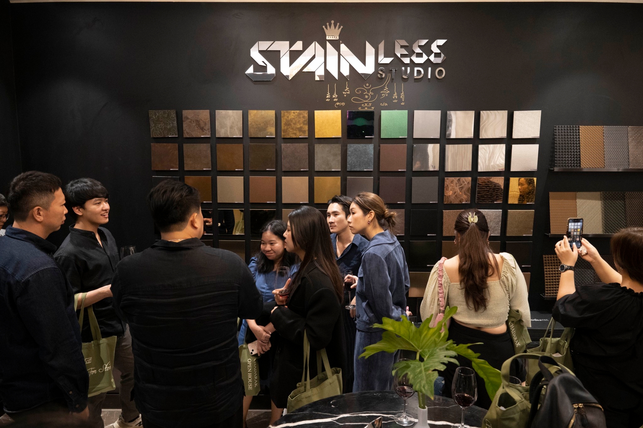 LINE_ALBUM_open house โรงงาน 41067_241009_12